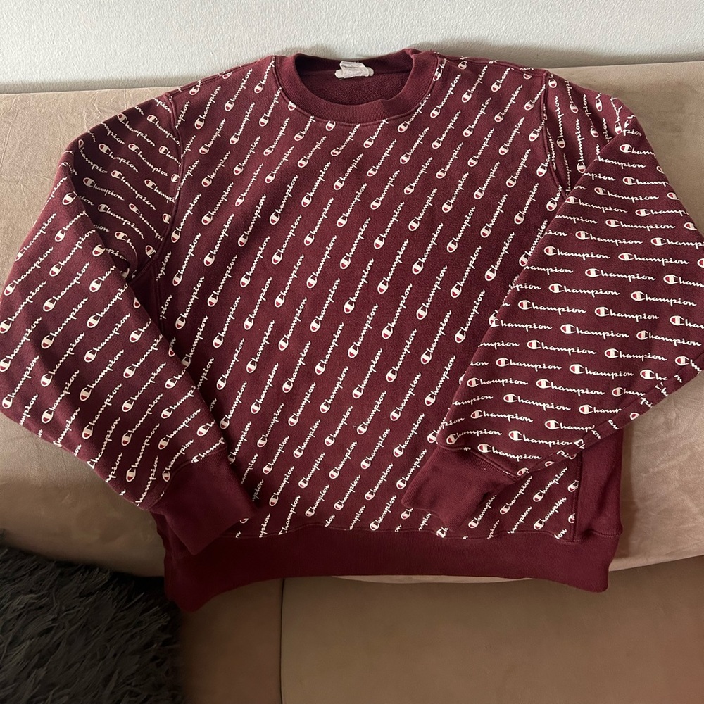 Champion Logo Sweater